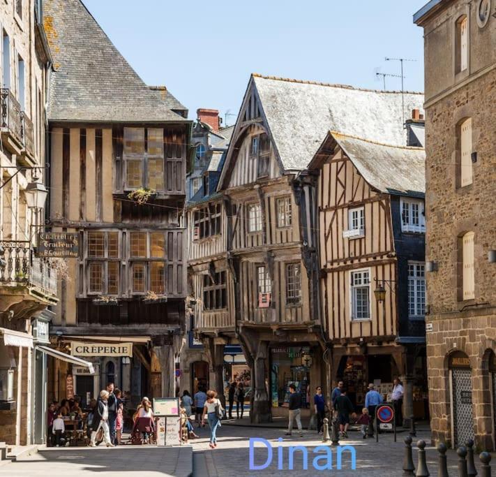 Maison Proche Du Mont Saint Michel Pontorson Exteriör bild